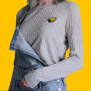 🌻 Grey light cable knit sweater embroidered fruit